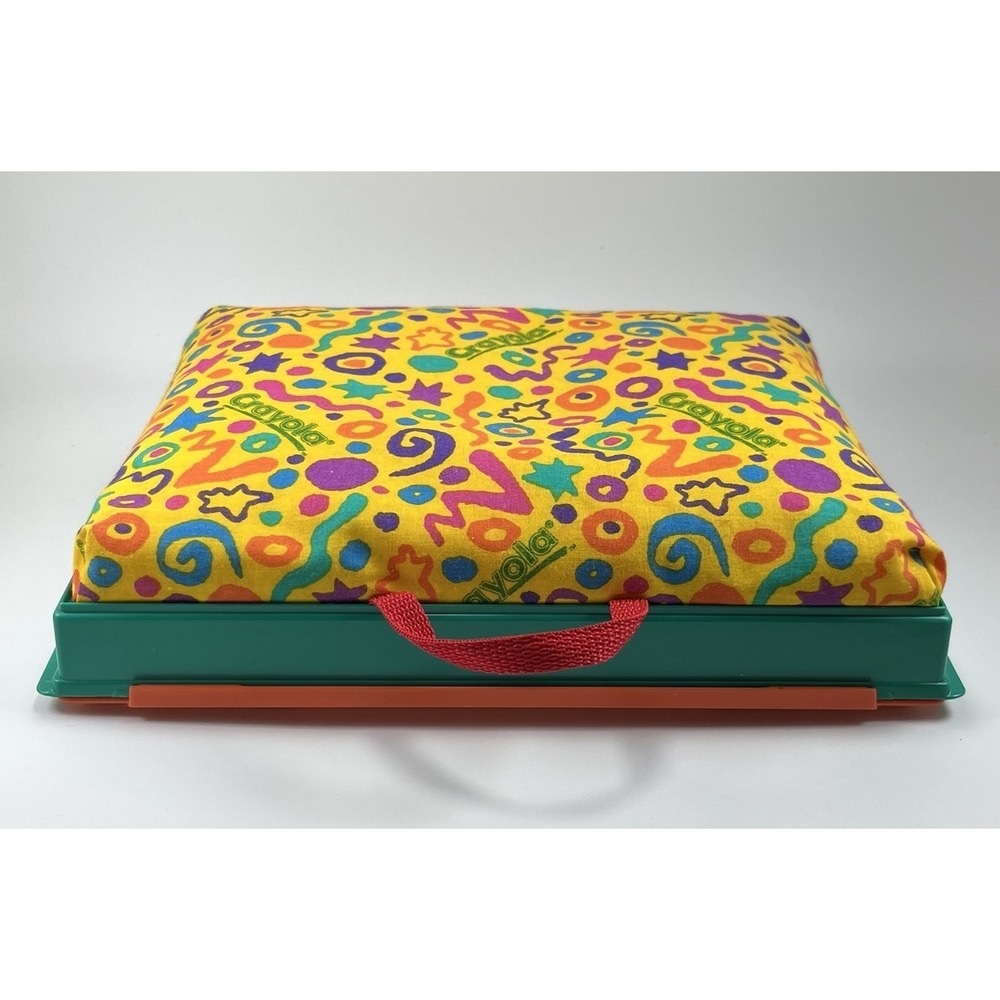 Vintage Crayola Travel Lap Desk Drawing Case 1997 Pad Padded Carry Compartment